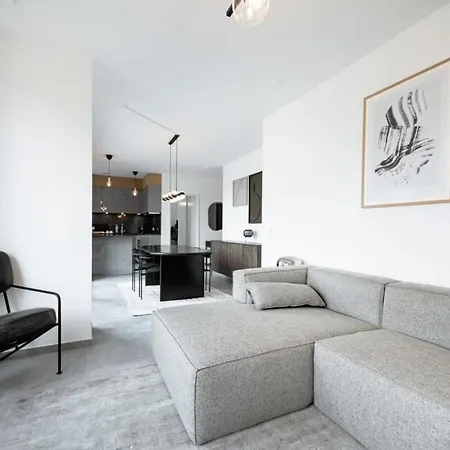 Lux 1br King Bed, Balcony, Near Center * Luxemburg