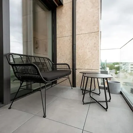 Appartement Lux 1br King Bed, Balcony, Near Center